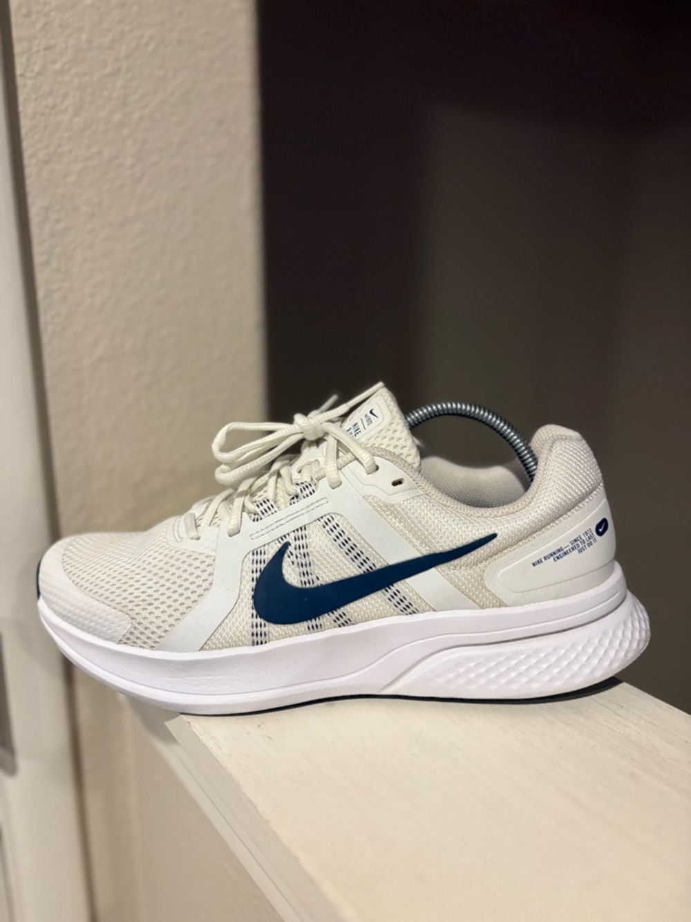 Nike Mens Run Swift 2~CU3517-101 White Running Shoes Sneakers Size 10 - Picture 5 of 10